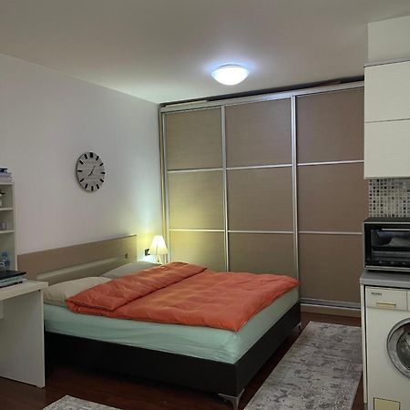 Sky Center Apartment Tirana Zewnętrze zdjęcie