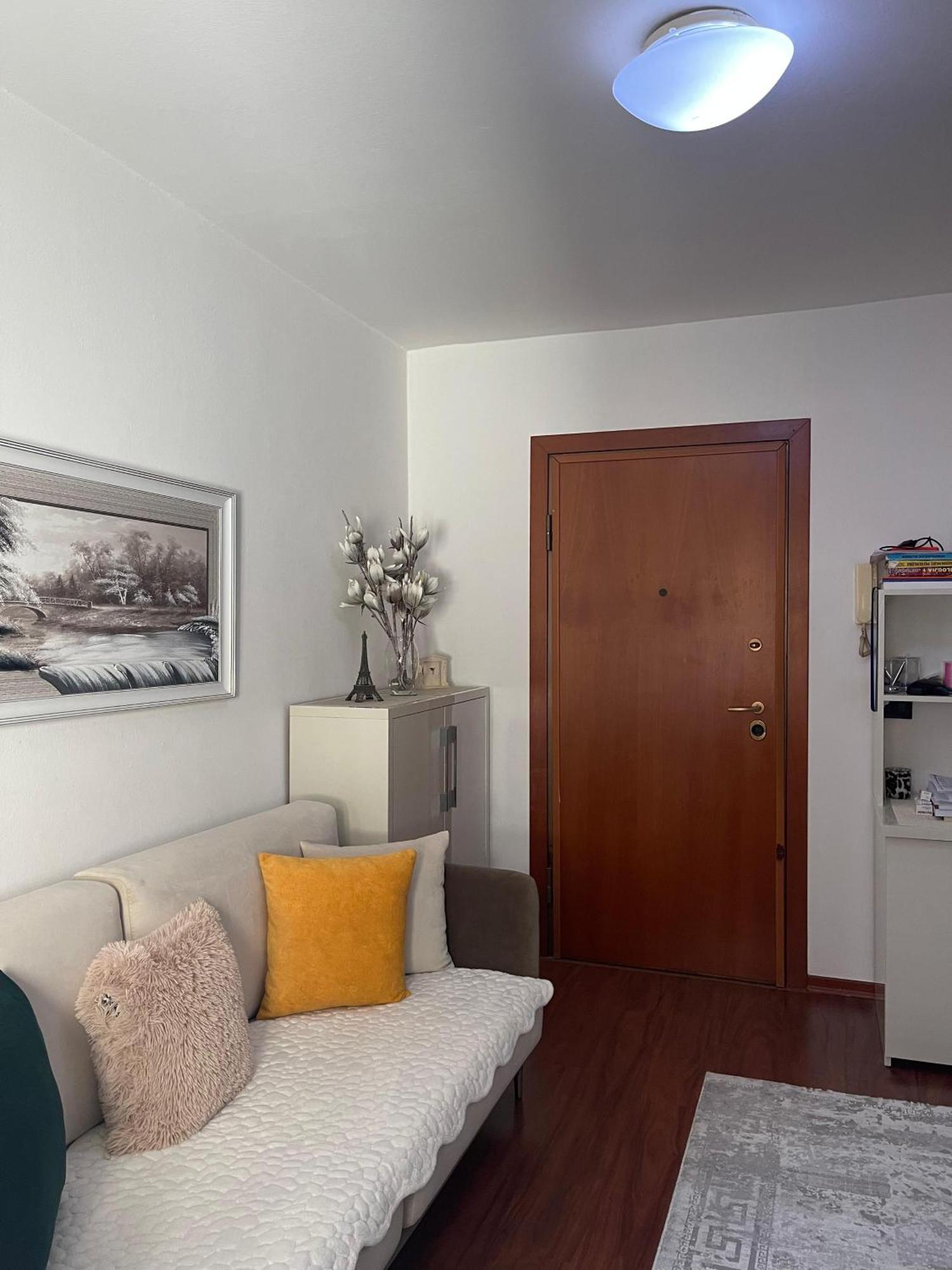 Sky Center Apartment Tirana Zewnętrze zdjęcie